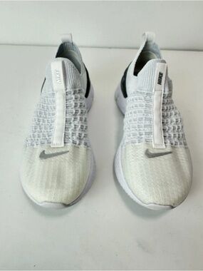 Women's Nike React Phantom Run Flyknit 2 Running Shoes White CJ0280-100 Sz 6.5